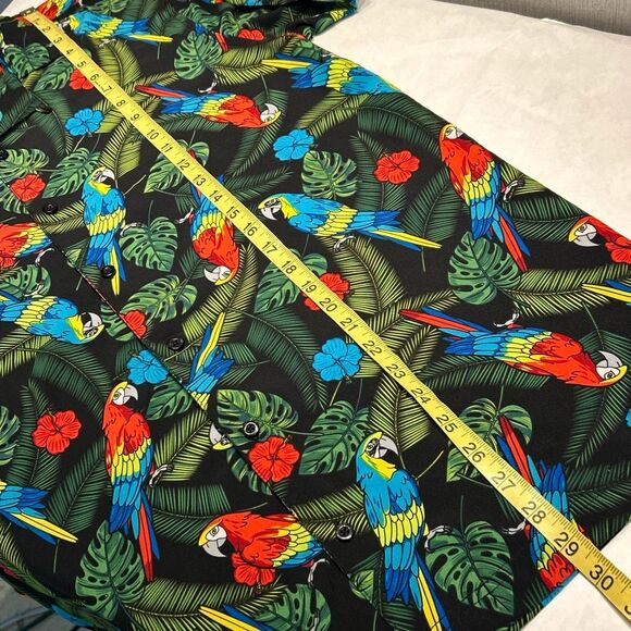 Good Vibes "Life is a Beach" Tropical Parrot Button Front Shirt Sz Medium Short - Picture 6 of 7
